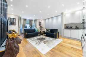 2 Bed / 2 Bath Versace Apartment in Knightsbridge